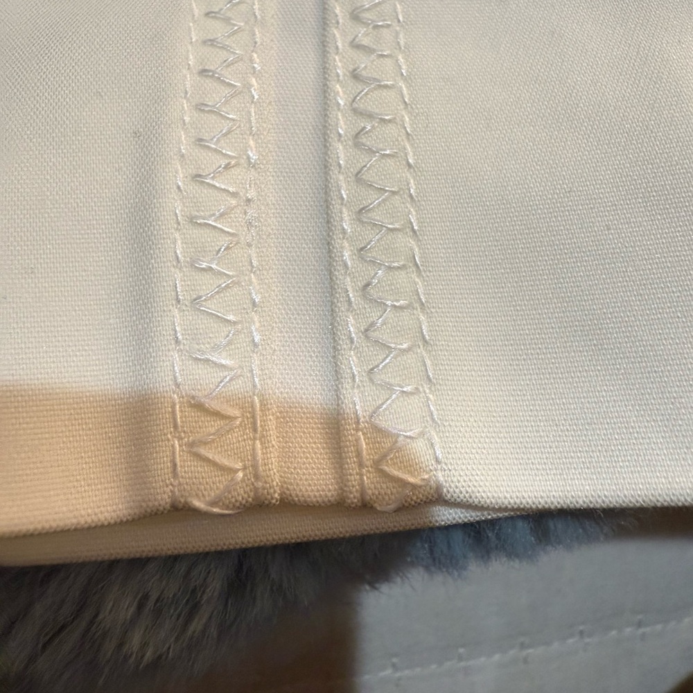 White House Black Market White Pencil Skirt Size 8 NWT - Picture 2 of 8